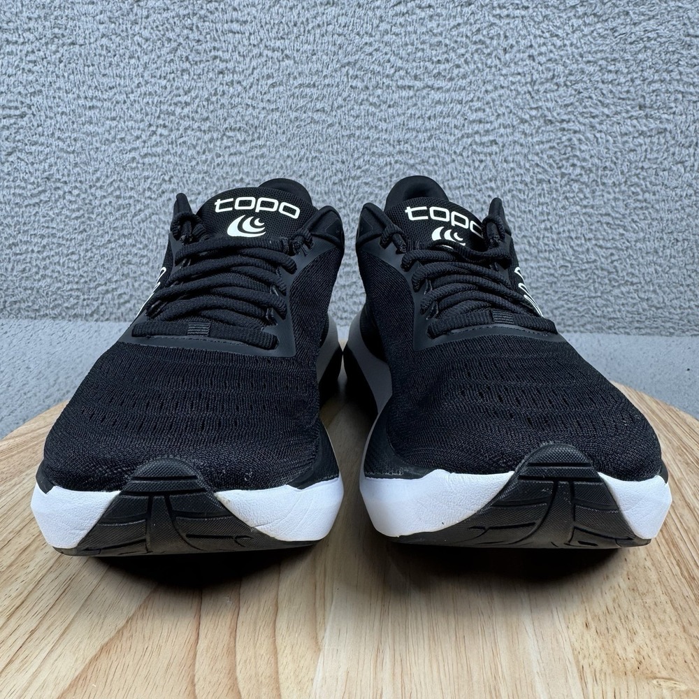 Topo Athletic Aura Womens Size 9 Black White 5mm Drop Road Running Shoes - Picture 2 of 13